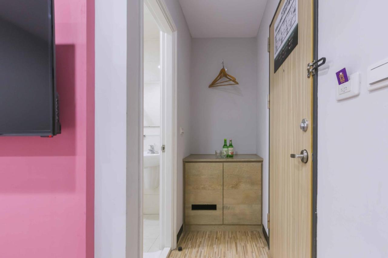Mei Ti Fashion Hotel Чжунли Екстериор снимка