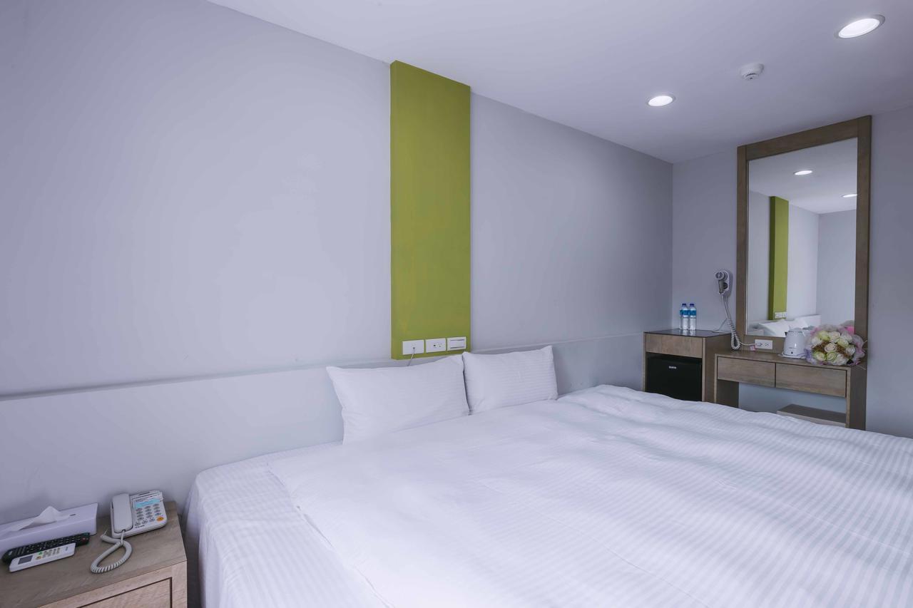 Mei Ti Fashion Hotel Чжунли Екстериор снимка